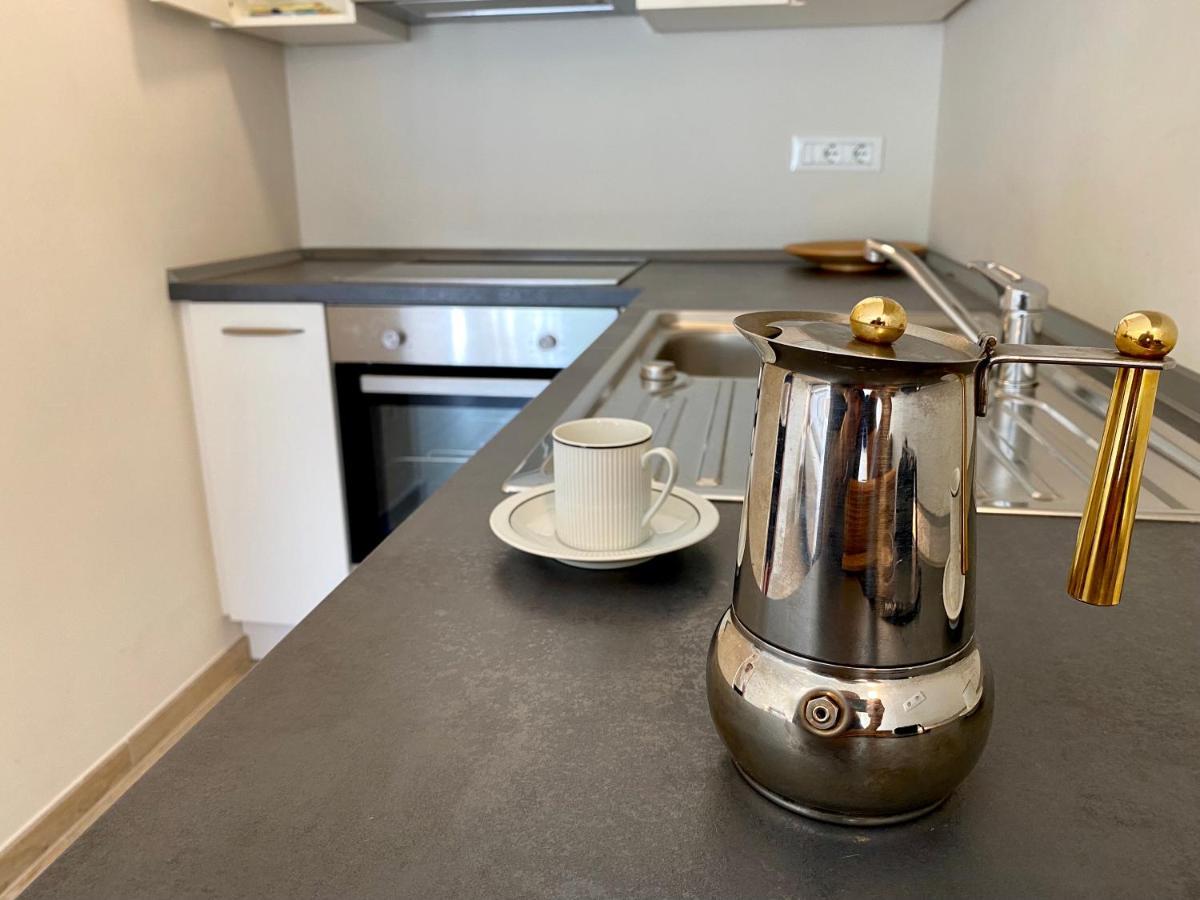 Bright Studio Apartment With Free Private Parking Merano Extérieur photo